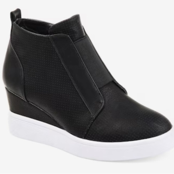 Journee Collection Shoes - Sneakers for 2024 and beyond! Size 7 women's!​